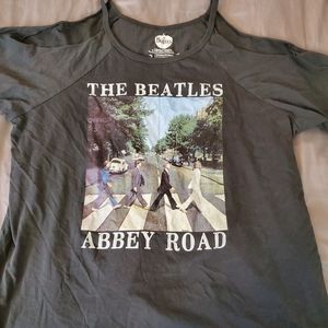 Torrid size 2 Beatles cold shoulder top